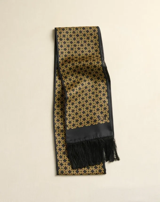 Pañuelo bandeau de seda con flecos