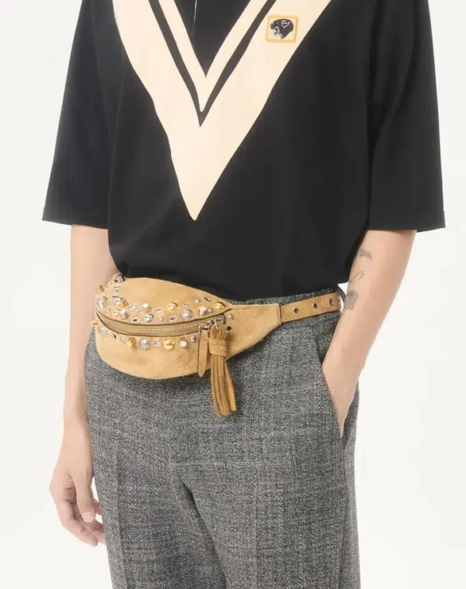 Polo de algodón Valentino con V incrustada y parche de pantera bordado Polo de algodón Valentino con V incrustada y parche de pantera bordado