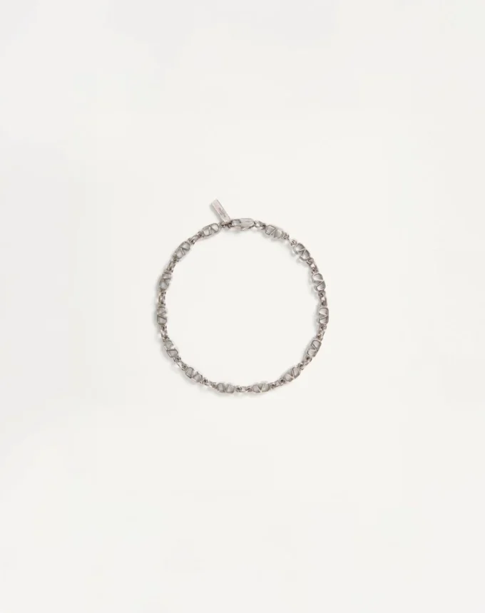 Pulsera de metal con el logotipo VLogo Pulsera de metal con el logotipo VLogo