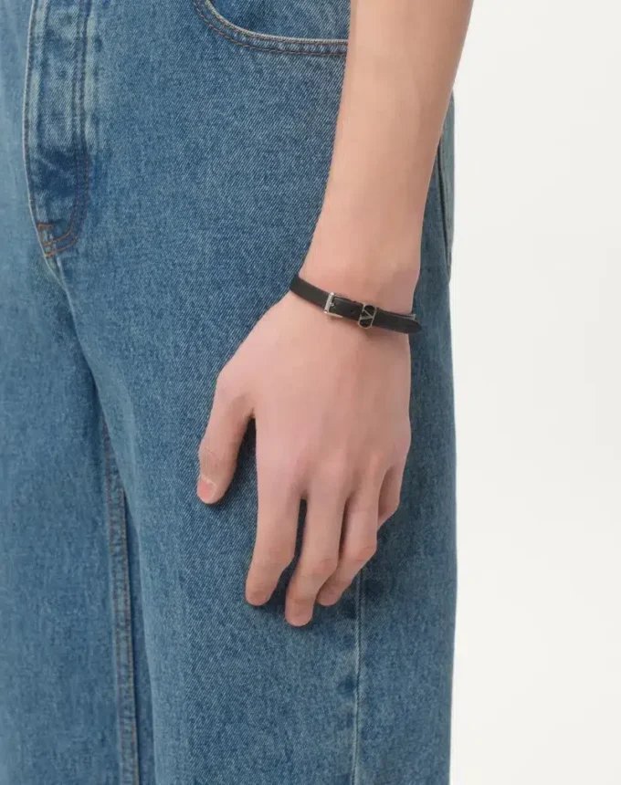 Pulsera Ovalette de piel de becerro de Valentino Garavani Pulsera Ovalette de piel de becerro de Valentino Garavani