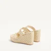 Sandalias con cuña Rockstud de napa laminada de 90 mm Sandalias con cuña Rockstud de napa laminada de 90 mm