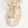 Sandalias con cuña Rockstud de napa laminada de 90 mm Sandalias con cuña Rockstud de napa laminada de 90 mm