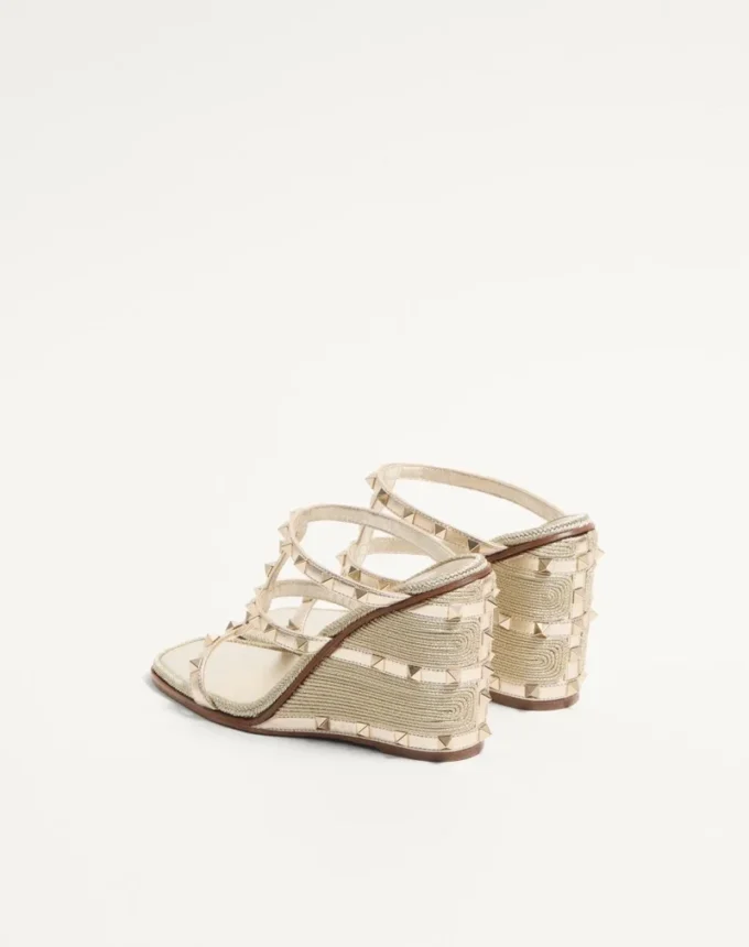 Sandalias con cuña Rockstud en napa laminada con bordado Cornely 100 mm