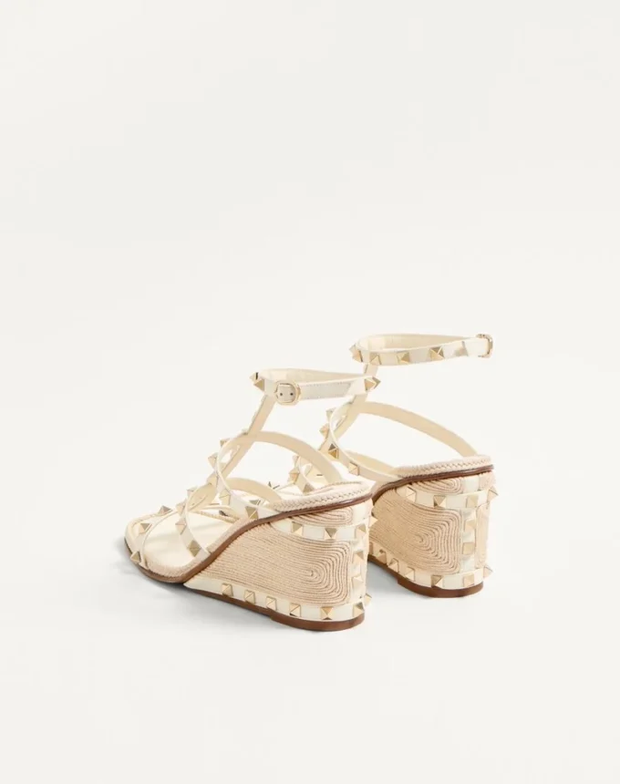 Sandalias con cuña Rockstud en piel de becerro con bordado Cornely 80 mm