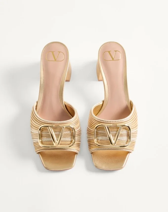 Sandalias con cuña y logotipo metálico bordado Cornely de 60 mm Sandalias con cuña y logotipo metálico bordado Cornely de 60 mm