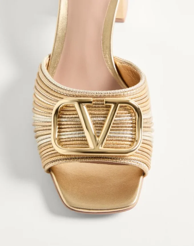 Sandalias con cuña y logotipo metálico bordado Cornely de 60 mm Sandalias con cuña y logotipo metálico bordado Cornely de 60 mm
