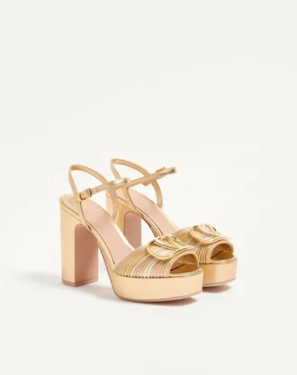 Sandalias con plataforma metalizadas VLogo Signature con bordado Cornely 115 mm Sandalias con plataforma metalizadas VLogo Signature con bordado Cornely 115 mm