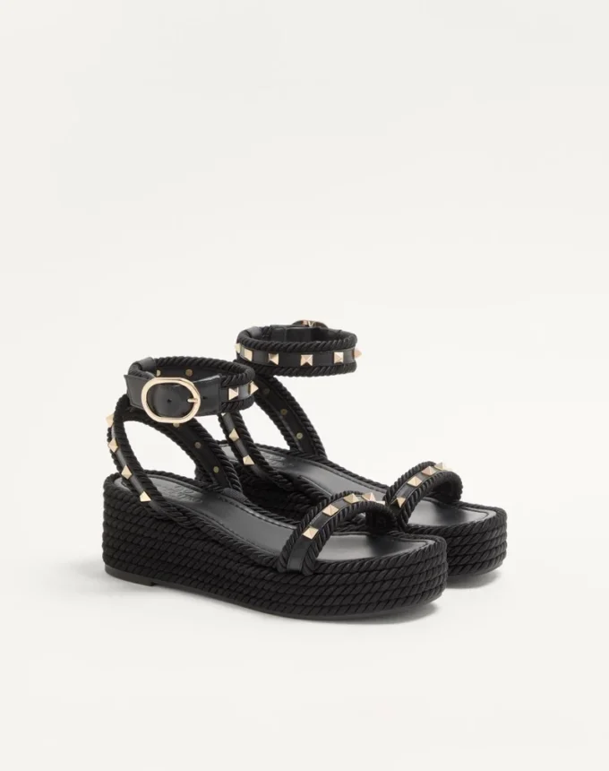 Sandalias con plataforma Rockstud de piel de becerro de 45 mm Sandalias con plataforma Rockstud de piel de becerro de 45 mm
