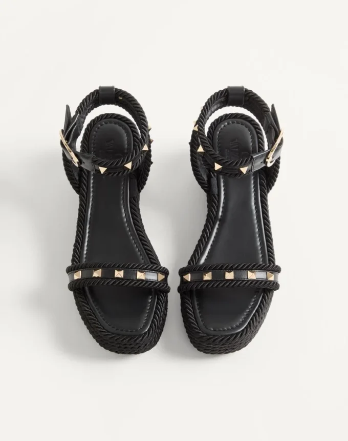 Sandalias con plataforma Rockstud de piel de becerro de 45 mm Sandalias con plataforma Rockstud de piel de becerro de 45 mm