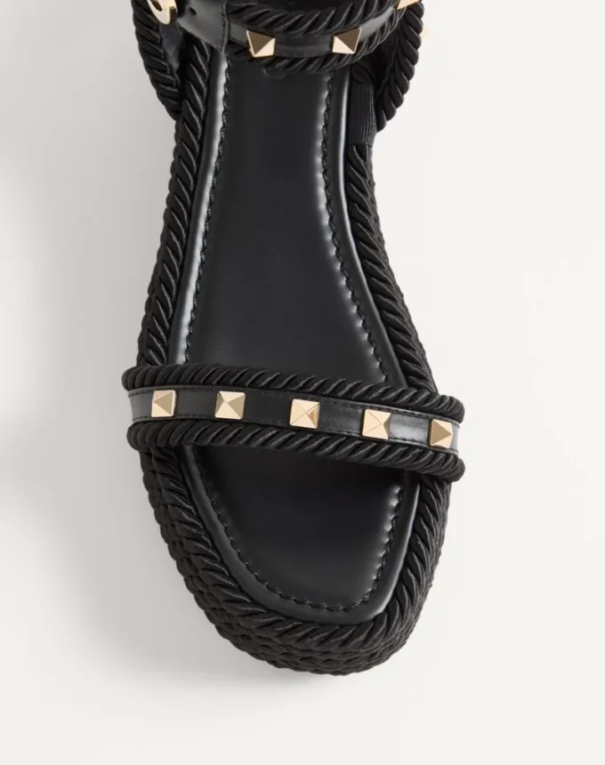 Sandalias con plataforma Rockstud de piel de becerro de 45 mm Sandalias con plataforma Rockstud de piel de becerro de 45 mm