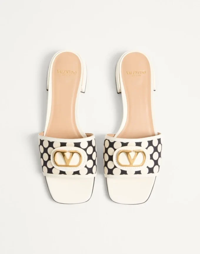 Sandalias con tira Vlogo Signature en tejido Plus De Pois 20 mm Sandalias con tira Vlogo Signature en tejido Plus De Pois 20 mm