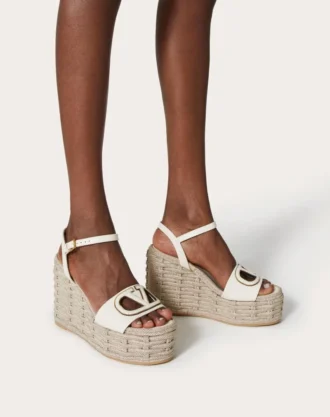 Sandalias de cuña con aberturas Vlogo en piel de becerro 110 mm