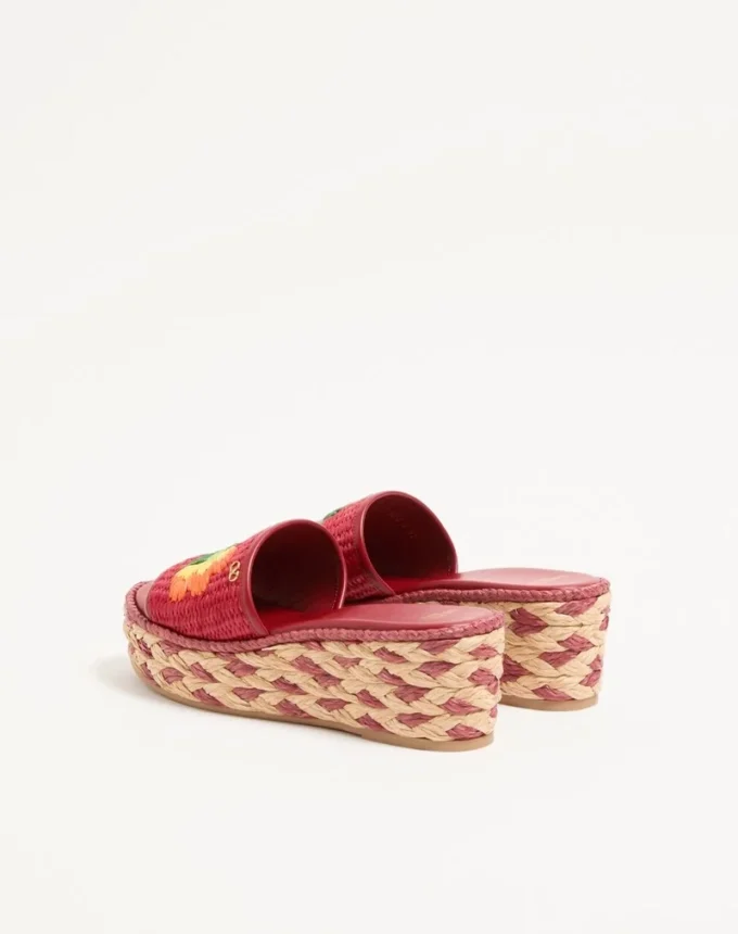 Sandalias de cuña de rafia Bribri con bordado floral de 65 mm Sandalias de cuña de rafia Bribri con bordado floral de 65 mm