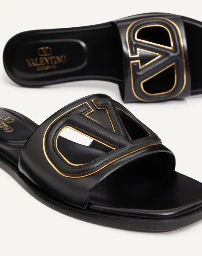Sandalias de piel de becerro con corte Vlogo Sandalias de piel de becerro con corte Vlogo