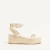 Sandalias de plataforma Rockstud en napa laminada de 45 mm Sandalias de plataforma Rockstud en napa laminada de 45 mm
