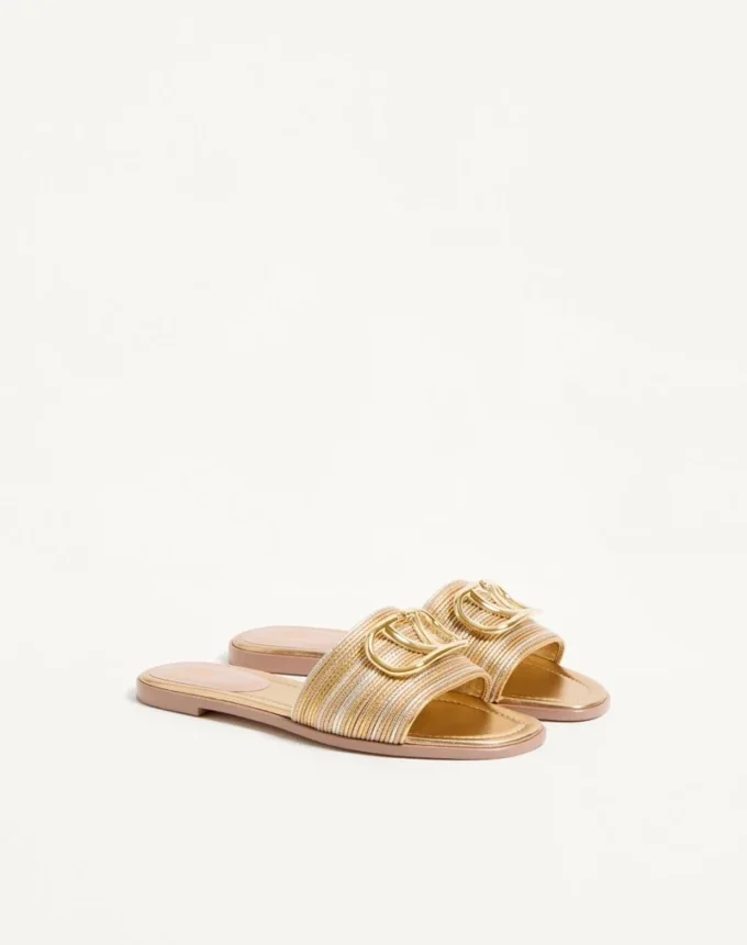 Sandalias deslizantes de piel metalizada con el logotipo VLogo y bordado Cornely