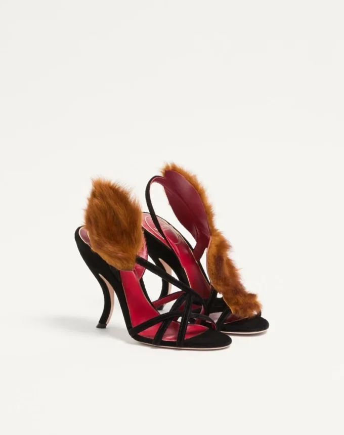 Sandalias Fetishique de terciopelo con hoja de pelo de 105 mm