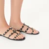 Sandalias planas Rockstud