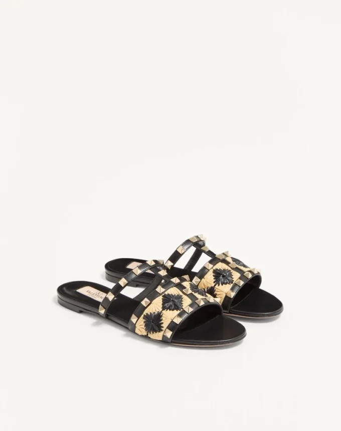 Sandalias Rockstud con bordado de rafia a cuadros Sandalias Rockstud con bordado de rafia a cuadros