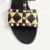 Sandalias Rockstud con bordado de rafia a cuadros Sandalias Rockstud con bordado de rafia a cuadros