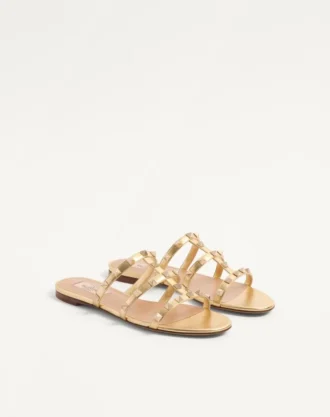 Sandalias Rockstud de napa laminada