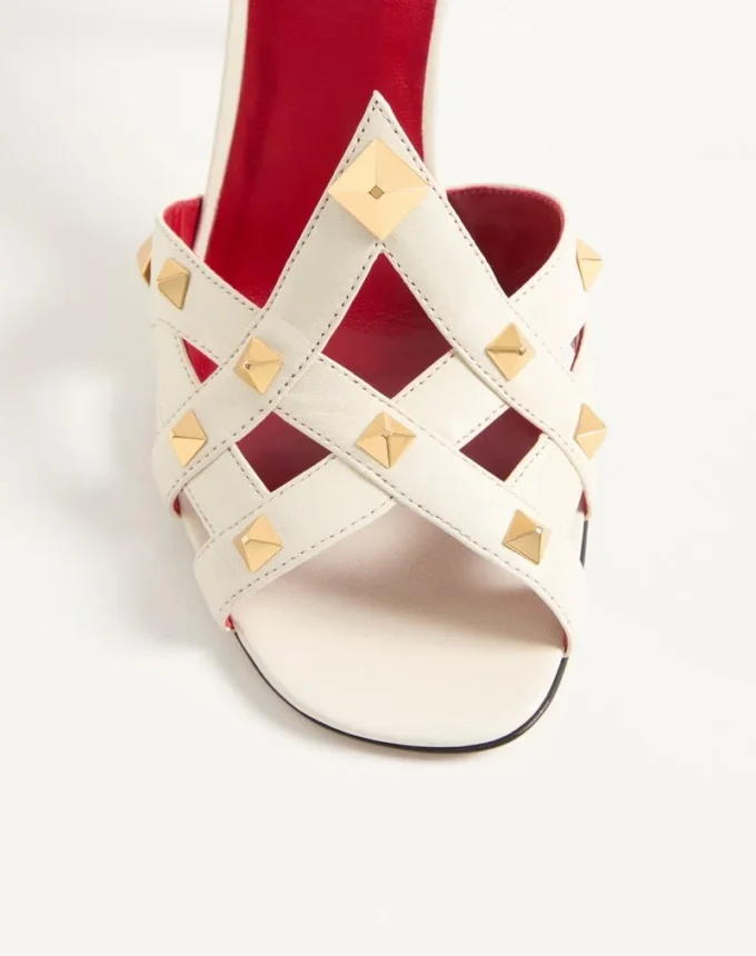 Sandalias Studdy de piel de cabrito de 100 mm