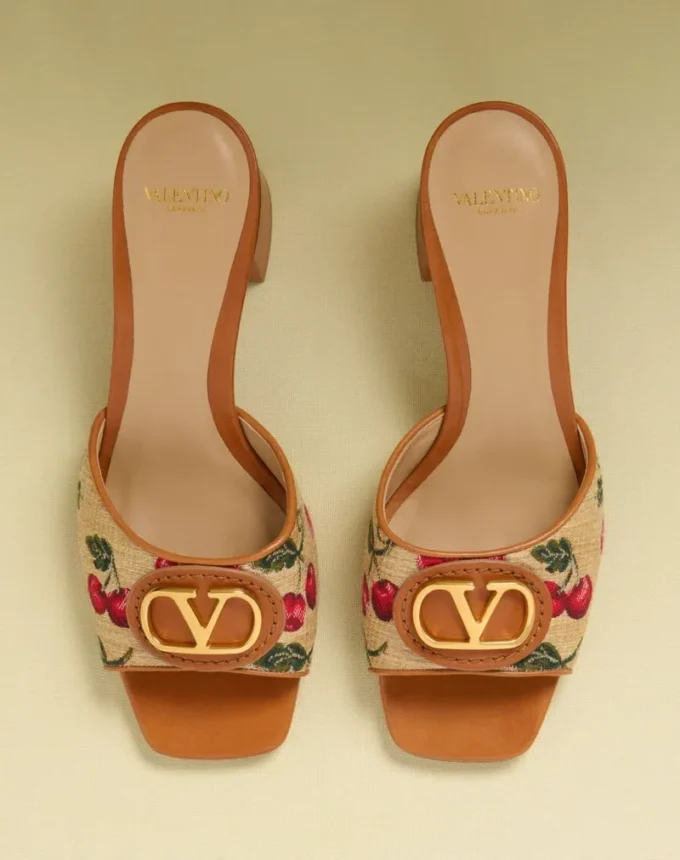 Sandalias Vlogo Signature Cherryfic con tiras de 60 mm Sandalias Vlogo Signature Cherryfic con tiras de 60 mm