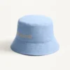 Sombrero de pescador de denim con bordado Chez Valentino