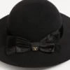 Sombrero Vlogo Signature en tejido Lapin y terciopelo con lazo de tafetán Sombrero Vlogo Signature en tejido Lapin y terciopelo con lazo de tafetán