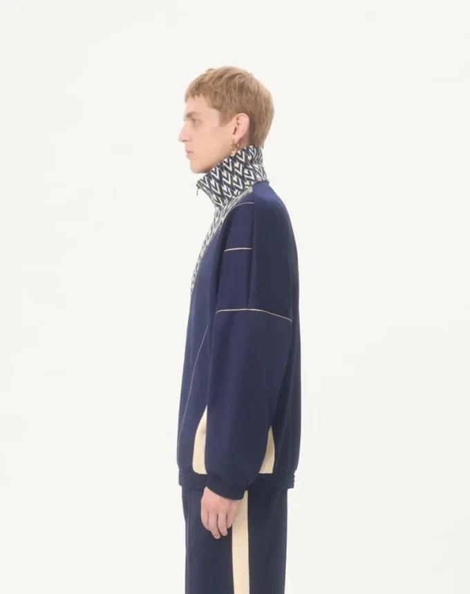 Sudadera Valentino de acetato con cremallera y estampado «Toute La V» incrustado Sudadera Valentino de acetato con cremallera y estampado «Toute La V» incrustado