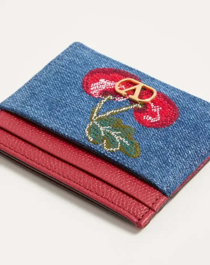 Tarjetero de denim con el logotipo VLogo y bordado Cherryfic Tarjetero de denim con el logotipo VLogo y bordado Cherryfic