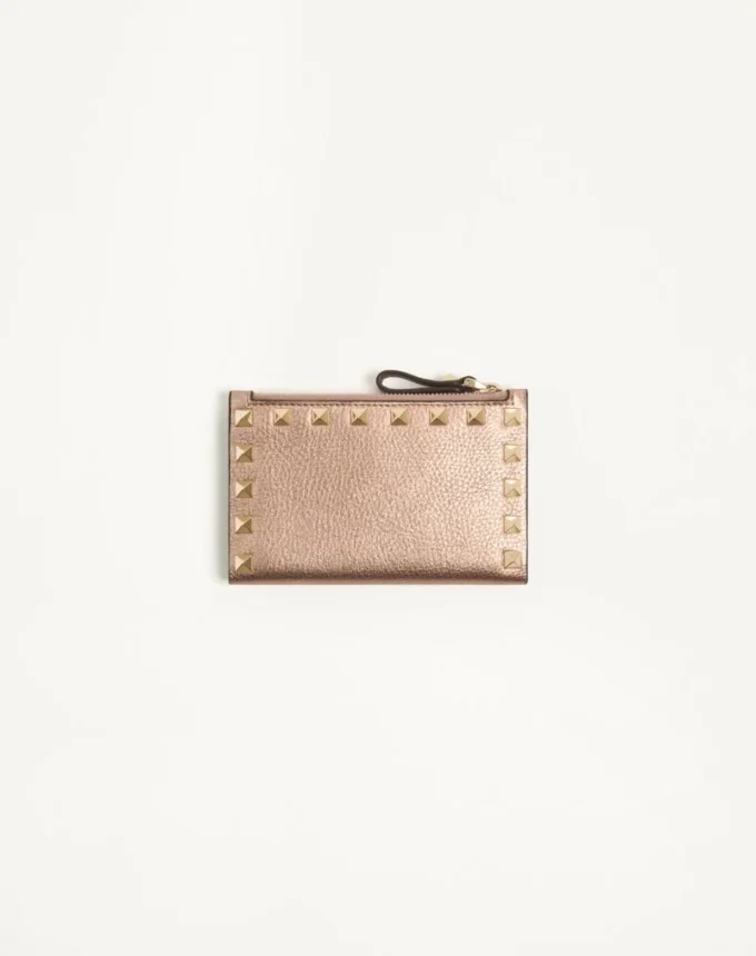 Tarjetero Rockstud de piel de becerro granulada laminada con cremallera