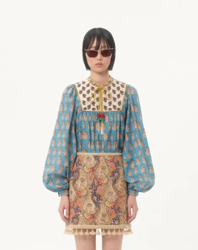 Top de algodón y lurex con estampado bordado Petales D’Amour Top de algodón y lurex con estampado bordado Petales D’Amour