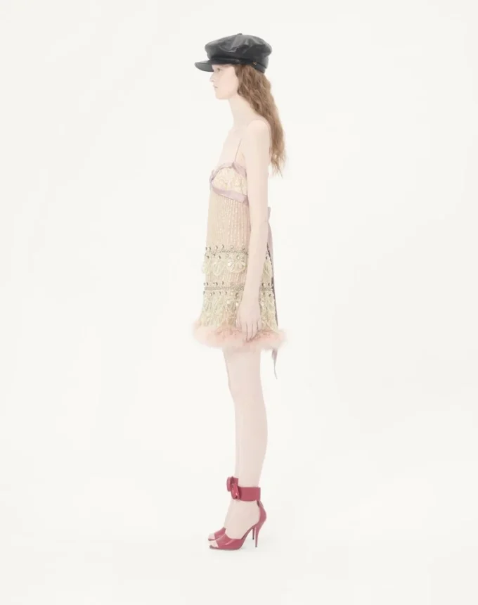 Vestido corto bordado Illusione de tul