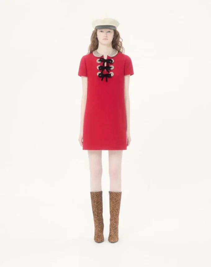 Vestido corto de crepé bordado Couture
