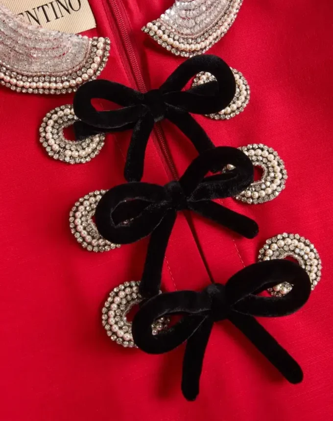 Vestido corto de crepé bordado Couture