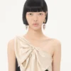 Vestido corto de crepé couture
