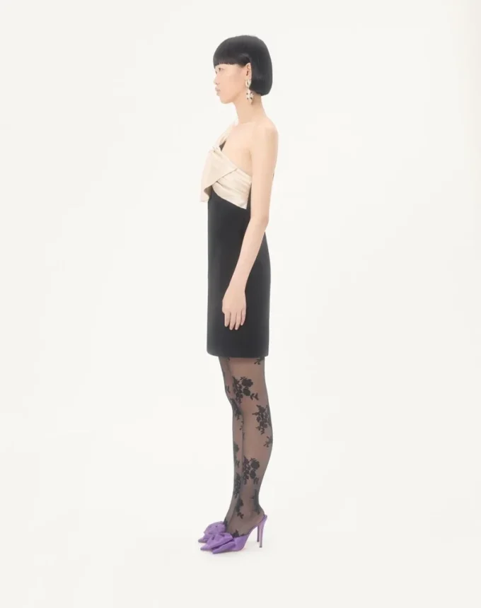Vestido corto de crepé couture