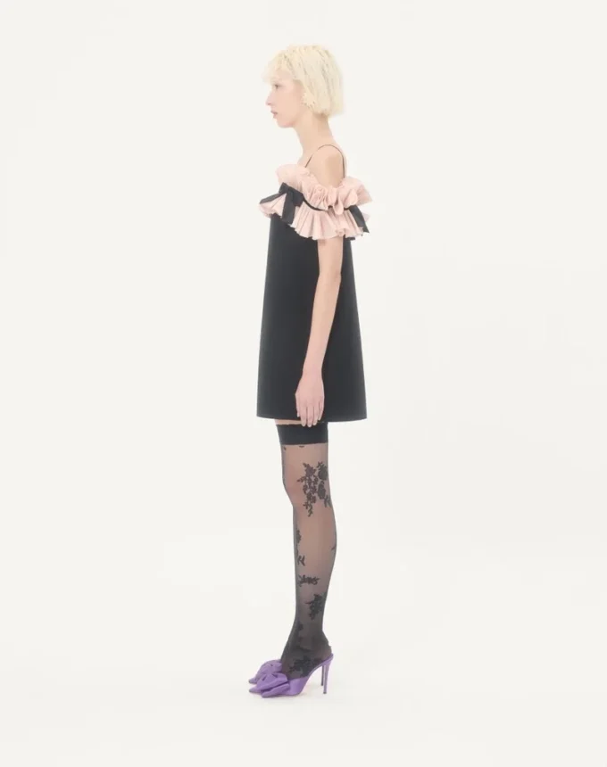 Vestido corto de crepé couture