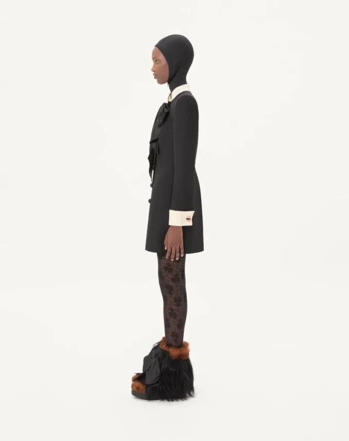 Vestido corto de crepé couture