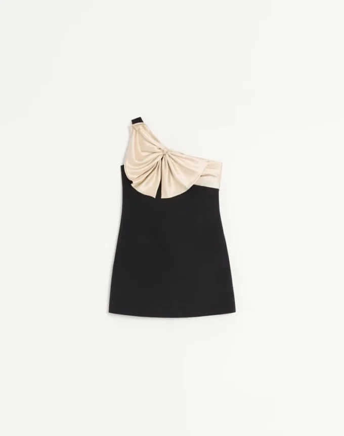 Vestido corto de crepé couture