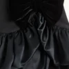 Vestido corto de crepé couture