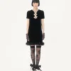 Vestido corto de terciopelo sablé bordado