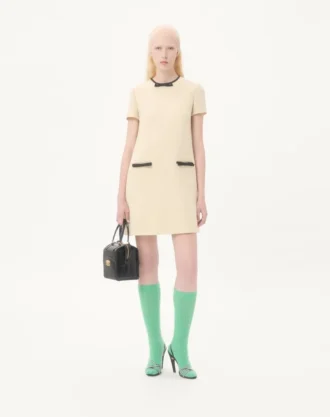 Vestido corto de tweed de lana liso