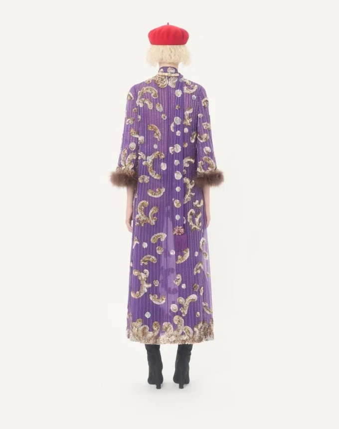 Vestido de gasa bordado con plumas Vestido de gasa bordado con plumas