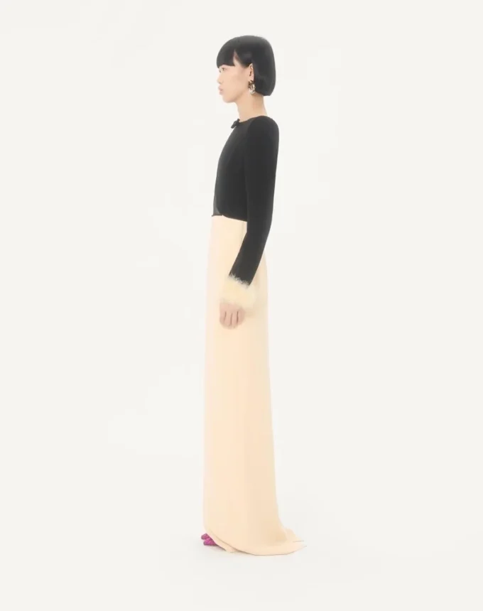 Vestido largo Cady Couture con plumas Vestido largo Cady Couture con plumas