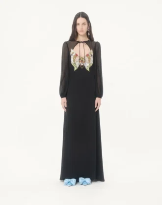 Vestido largo de georgette bordado