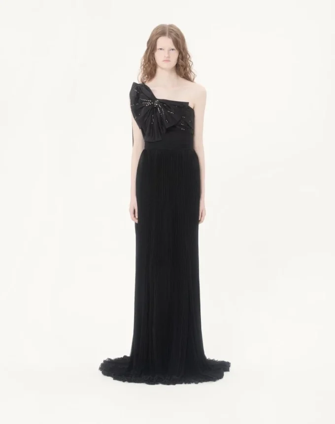 VESTIDO LARGO DE GEORGETTE LIGERO BORDADO VESTIDO LARGO DE GEORGETTE LIGERO BORDADO