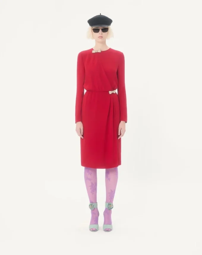 Vestido midi bordado Cady Couture Vestido midi bordado Cady Couture