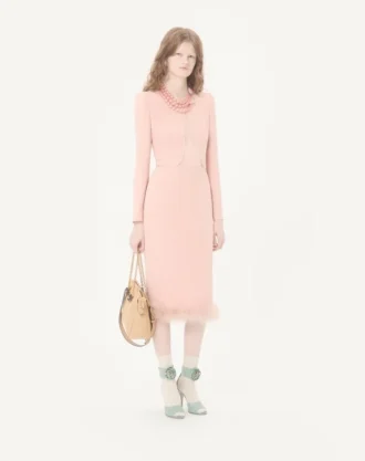 Vestido midi de crepé couture con plumas